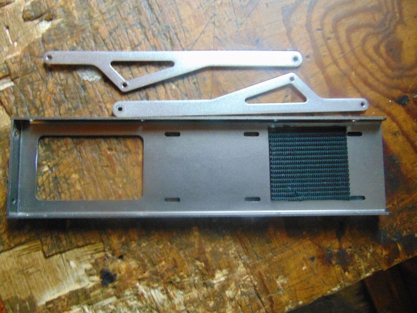 CENTURY PREDATOR 60/70 FRONT BATTERY/RADIO TRAY