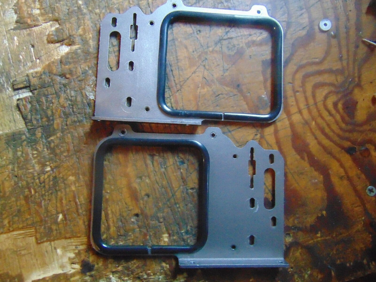 CENTURY PREDATOR 60/70 FUEL TANK MOUNTING PLATES