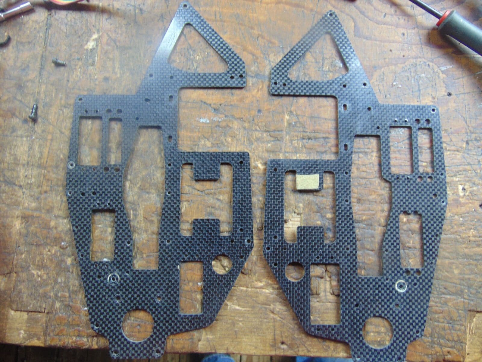 COMPASS ATOM 500 CARBON FIBRE MAIN FRAME SIDES – RCHeliTrader