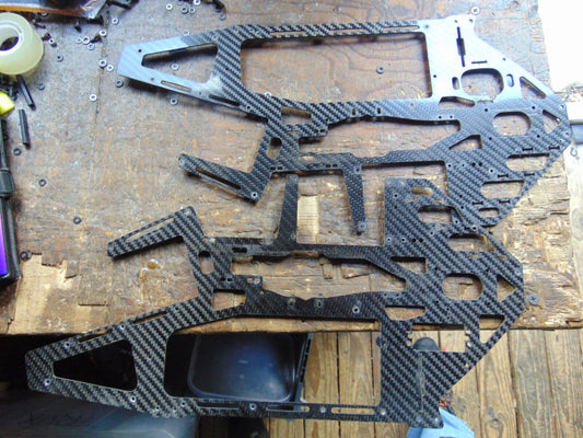 FRENZY 600e CARBON FIBRE MAIN FRAME SIDES FREE FROM DAMAGE