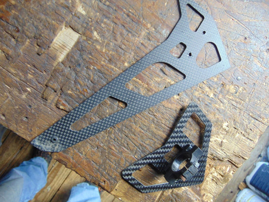 FRENZY 600e CARBON FIBRE TAIL FIN SET