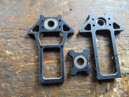 FRENZY 600e MAIN SHAFT BEARNGS & SERVO MOUNTINGS