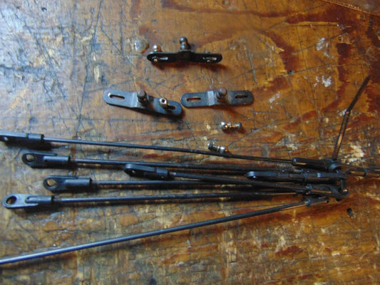 FUTURA TRAINER GASSER SERVO LINKAGE SET