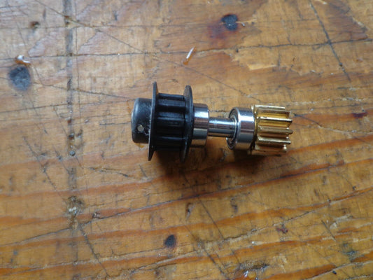 GAUI HURRICAN 425 TAIL DRIVE PINION ASSEMBLY