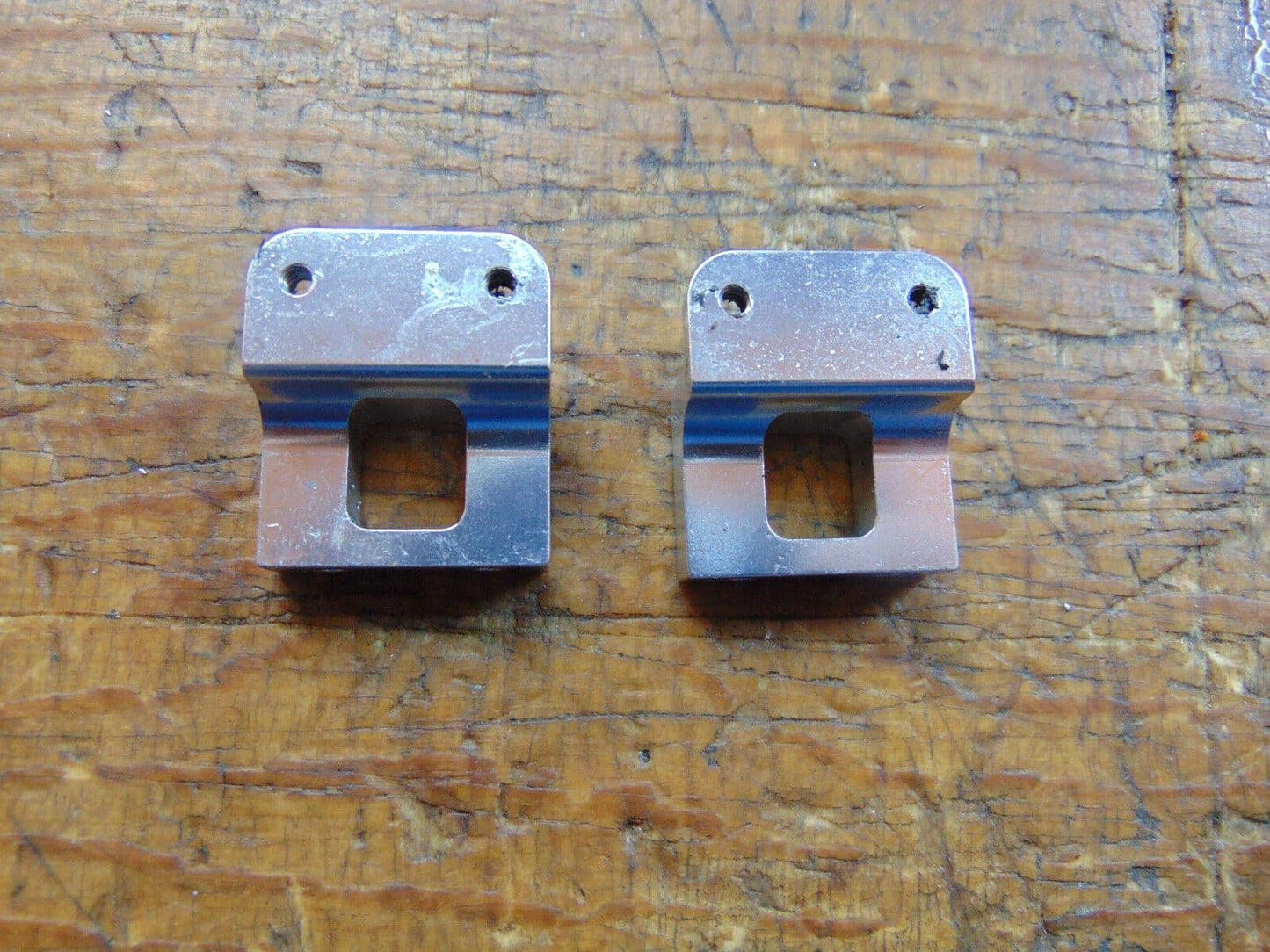 GAUI NX4 ENGINE MOUNTINGS