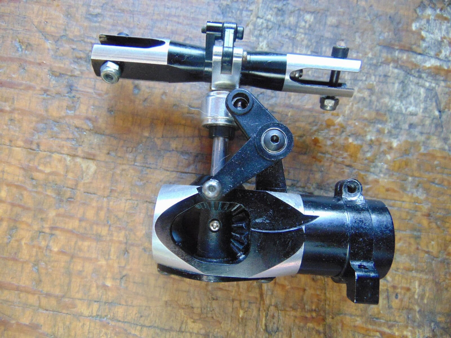 GAUI NX4 TAIL ROTOR GEARBOX ASSEMBLY