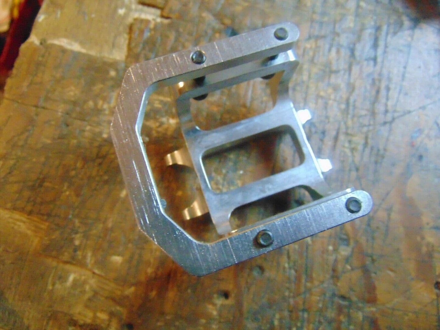 GAUI NX7 ENGINE MOUNTING