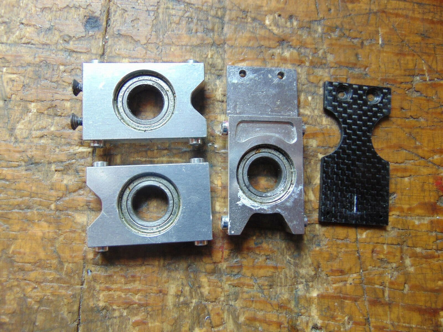 GAUI X7 MAIN SHAFT BEARINGS & MOUNTINGS