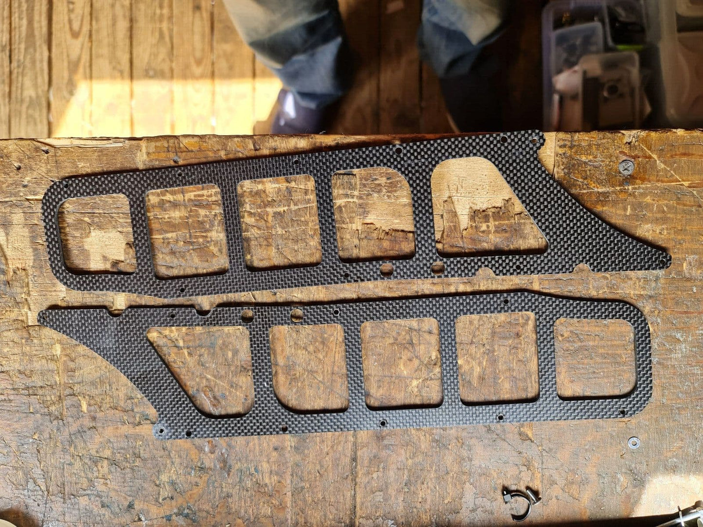 HENSELEIT TDR CARBON FIBRE LOWER MAIN FRAME SIDES