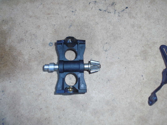 HIROBO FREYA TAIL DRIVE PINION AND MOUNTING