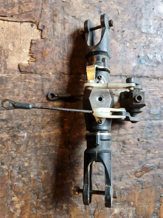 HIROBO SHUTTLE MAIN ROTOR HEAD & FLYBAR SEESAW EARLY TYPE