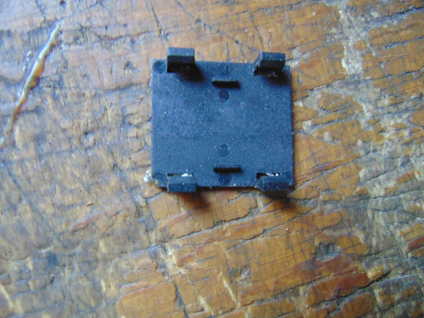 IKARUS ECO 8 SERVO MOUNTING TRAY