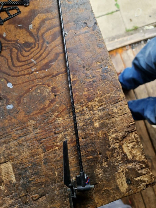 IKARUS PICCOLO CARBON FIBRE TAIL BOOM C/W TAIL DRIVE SYSTEM