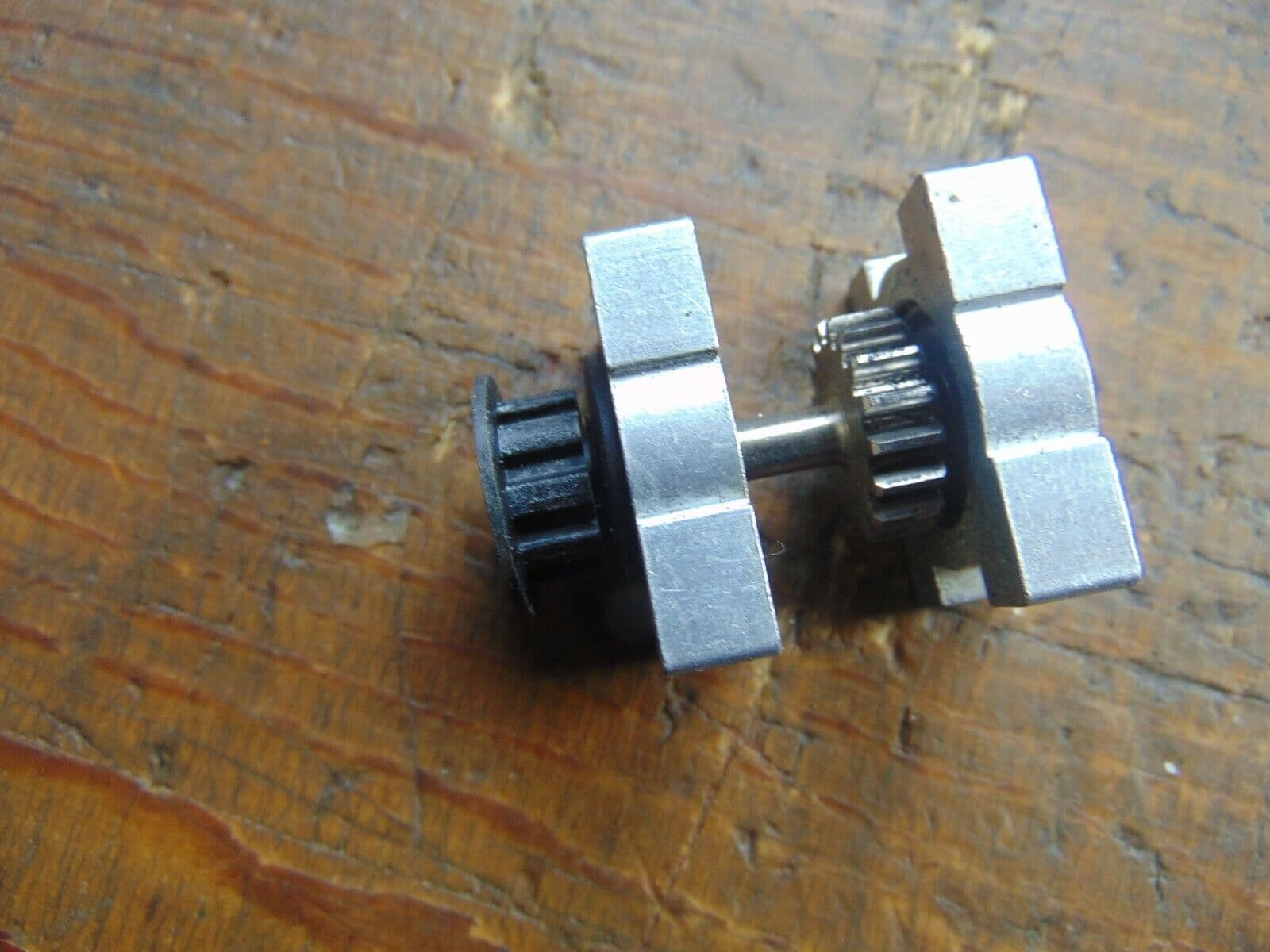 JR VIBE 50 TAIL DRIVE SHAFT & BEARINGS (NO BELT DRIVE PINION ...