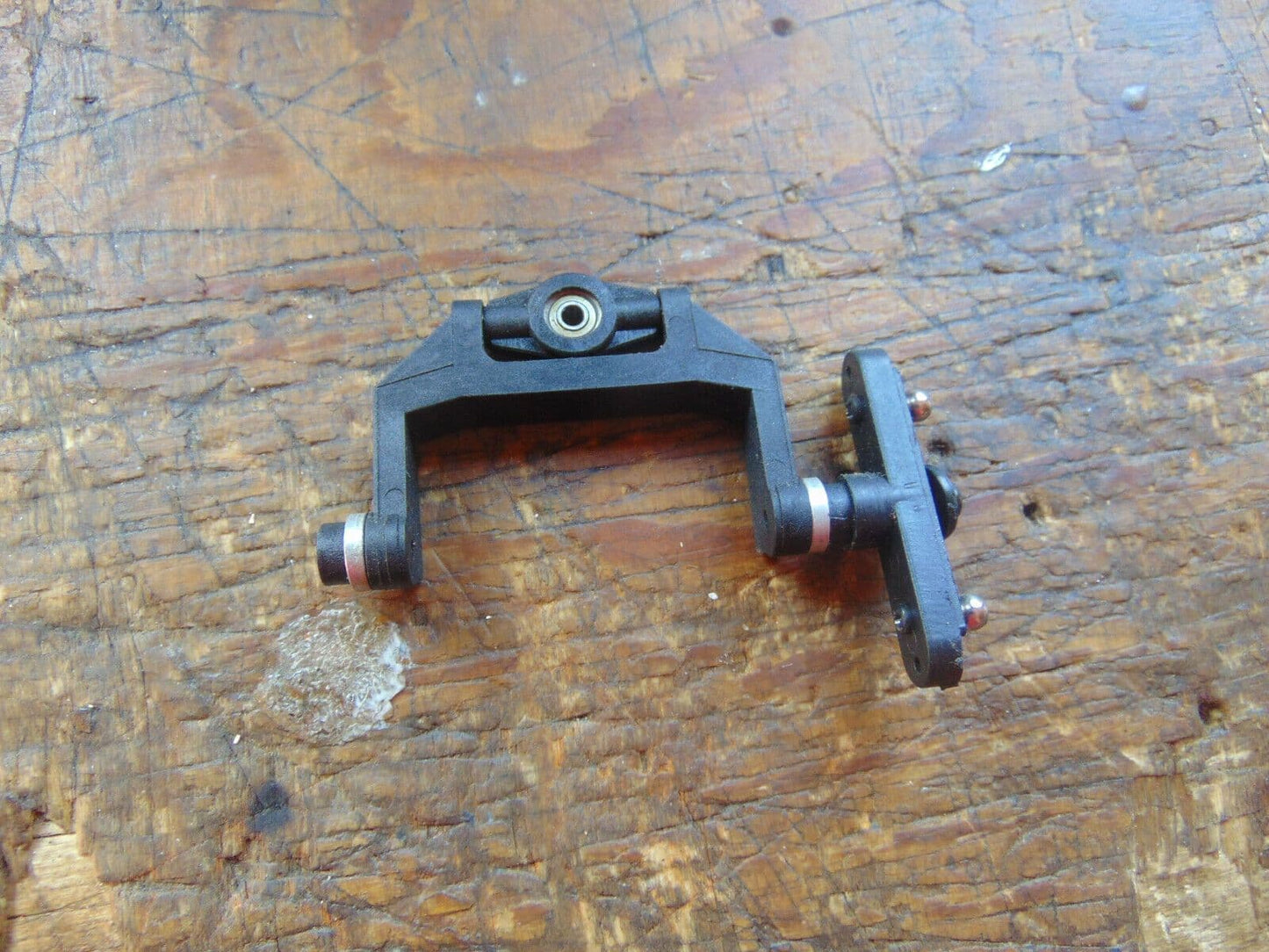 KALT BARON 46 PITCH CONTROL ARM