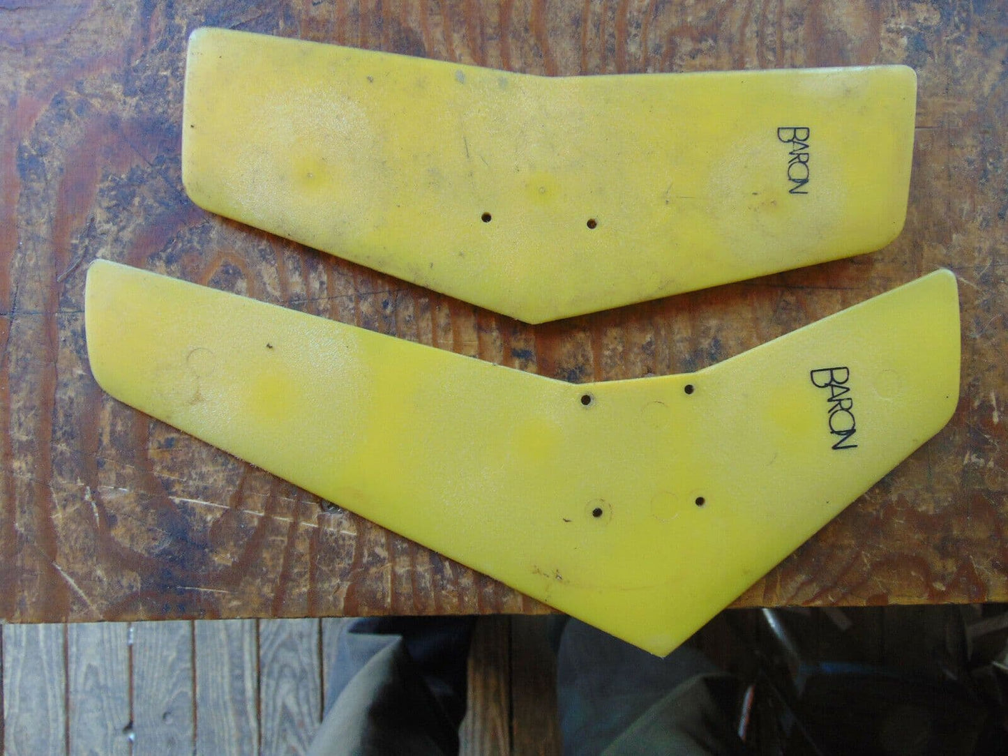 KALT BARON GASSER TAIL FIN SET