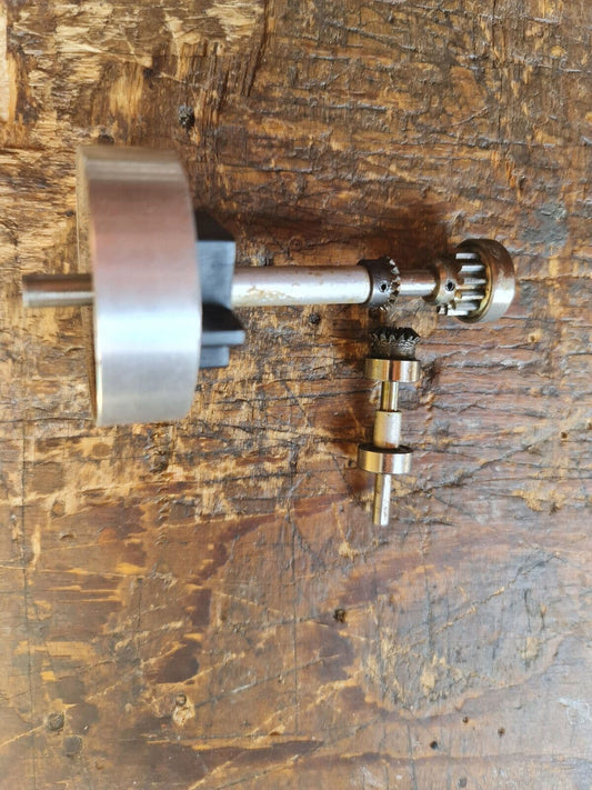 KAVAN ALOUETTE CLUTCH BELL HOUSING C/W TRANSFER GEAR & TAIL PINIONS UNUSED