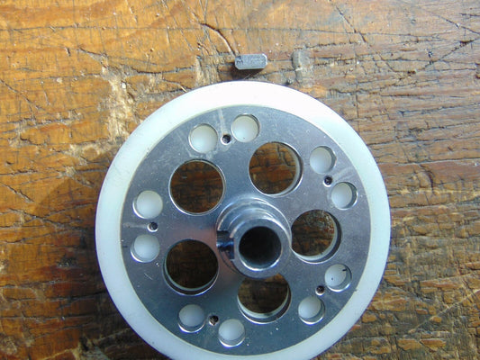 KDS AGILE 7.2 TAIL DRIVE GEAR C/W WOODRUFF KEY