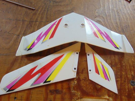 KYOSHO CALIBER 30 TAIL FIN SET