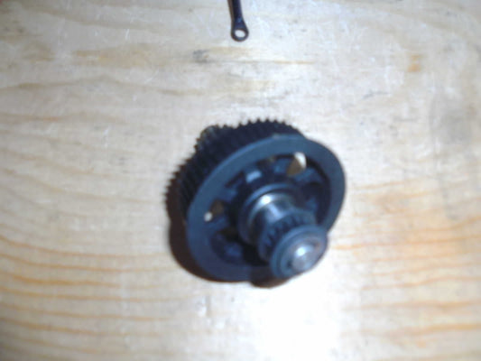 KYOSHO CALIBER 50 MAIN TRANSFER GEAR AND TAIL PINION