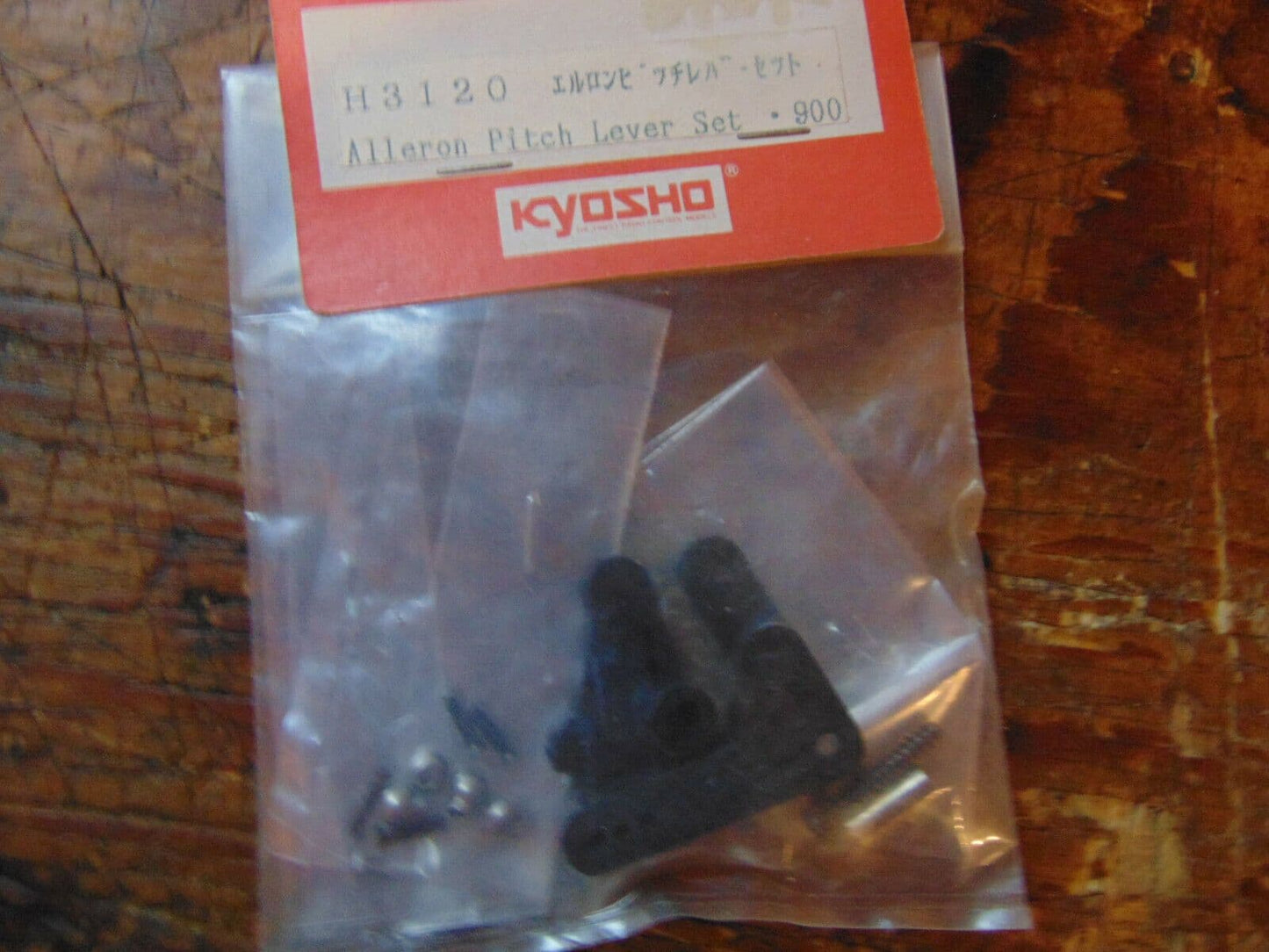 KYOSHO CONCEPT 30 AILERON  LEVER SET H3120  BNIB