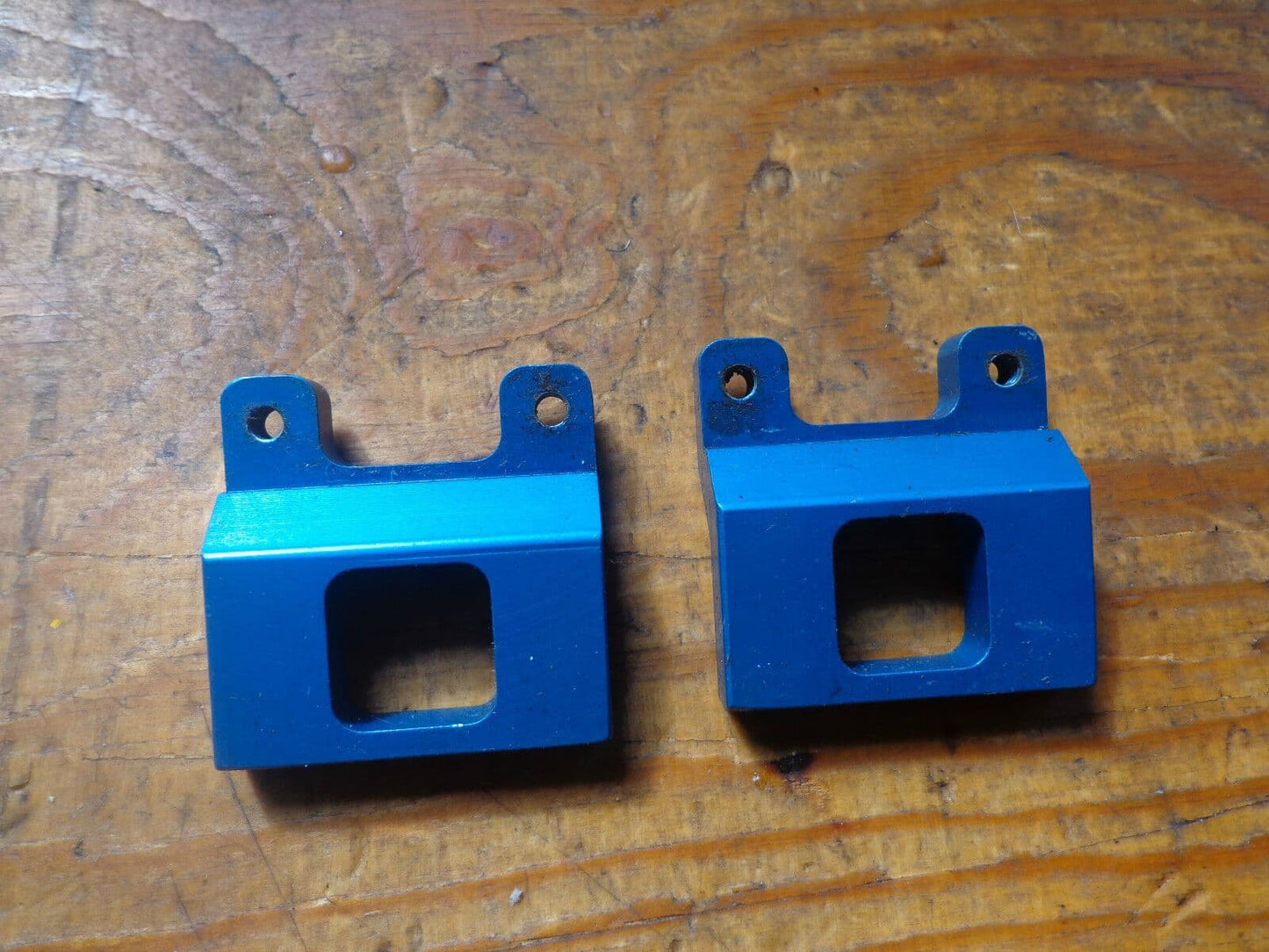 MDC TORNADO BLUE ALLOY ENGINE MOUNTINGS