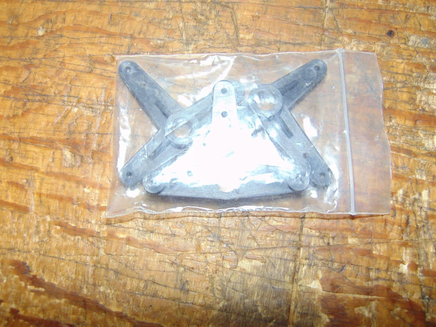 MFA SPORT 500 3x ELEVATOR/AILERON CONTROL ARMS UNUSED
