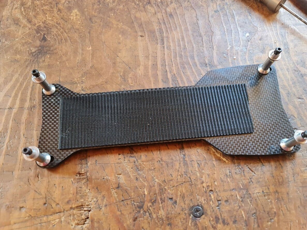 MIKADO LOGO 800 XXTREME BATTERY TRAY & MOUNTINGS