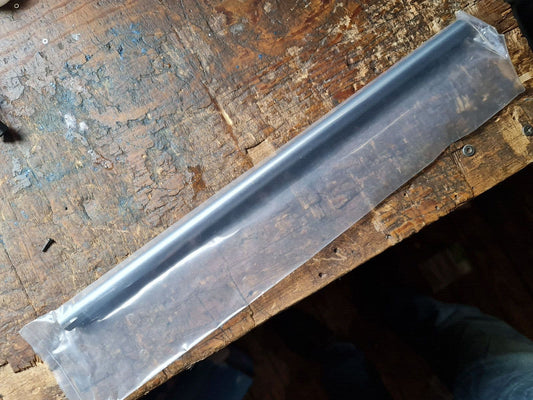 MINI TITAN E325 TAIL BOOM & PITCH CONTROL ROD  BNIB