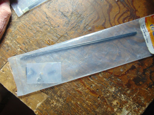 MINI TITAN E325 TAIL BOOM SUPPORTS PV0752  BNIB
