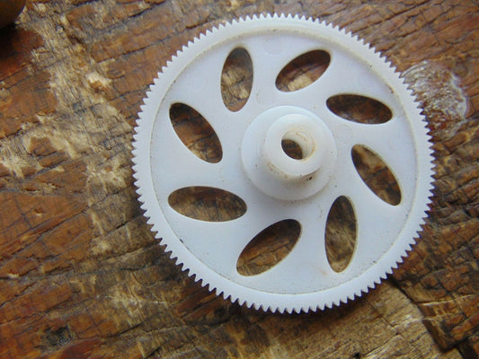 MINI TITAN E360 TAIL DRIVE GEAR ALSO FITS E325