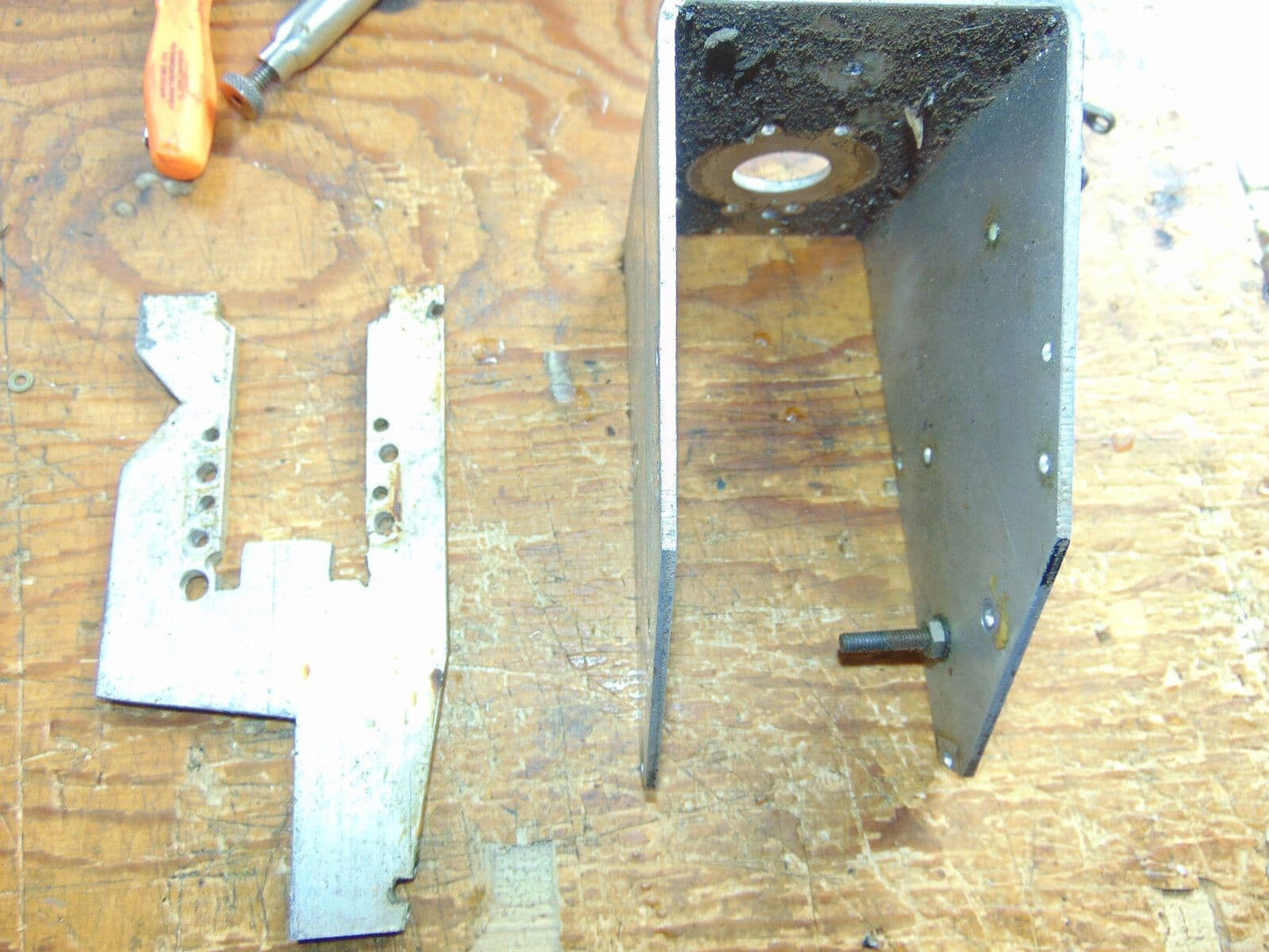 MORLEY BELL 47G MAIN FRAME & ENGINE MOUNT FOR EARLY TYPE