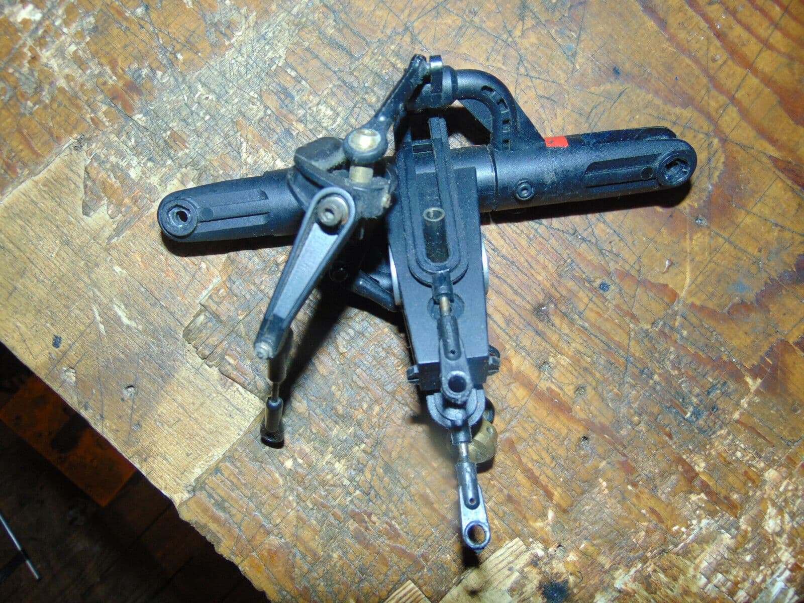MOSKITO MAIN ROTORHEAD ASSEMBLY WITH 10mm BLADE GRIPS – RCHeliTrader