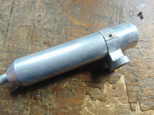 ONE PIECE MUFFLER FOR 60 SIZE ENGINES 42 mm HOLE CENTRES