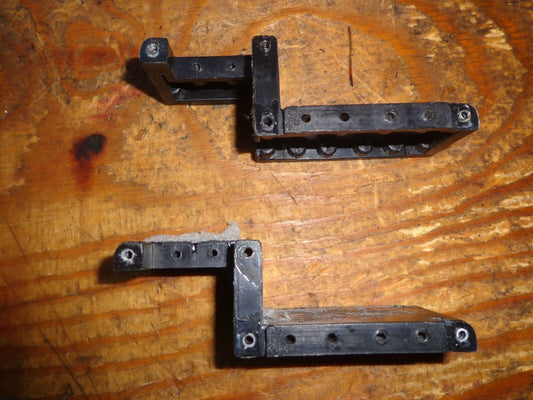 OUTRAGE 550 SERVO MOUNTS / FRAME SPACERS