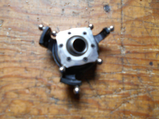 OUTRAGE FUSION 50 FLYBARLESS SWASH PLATE