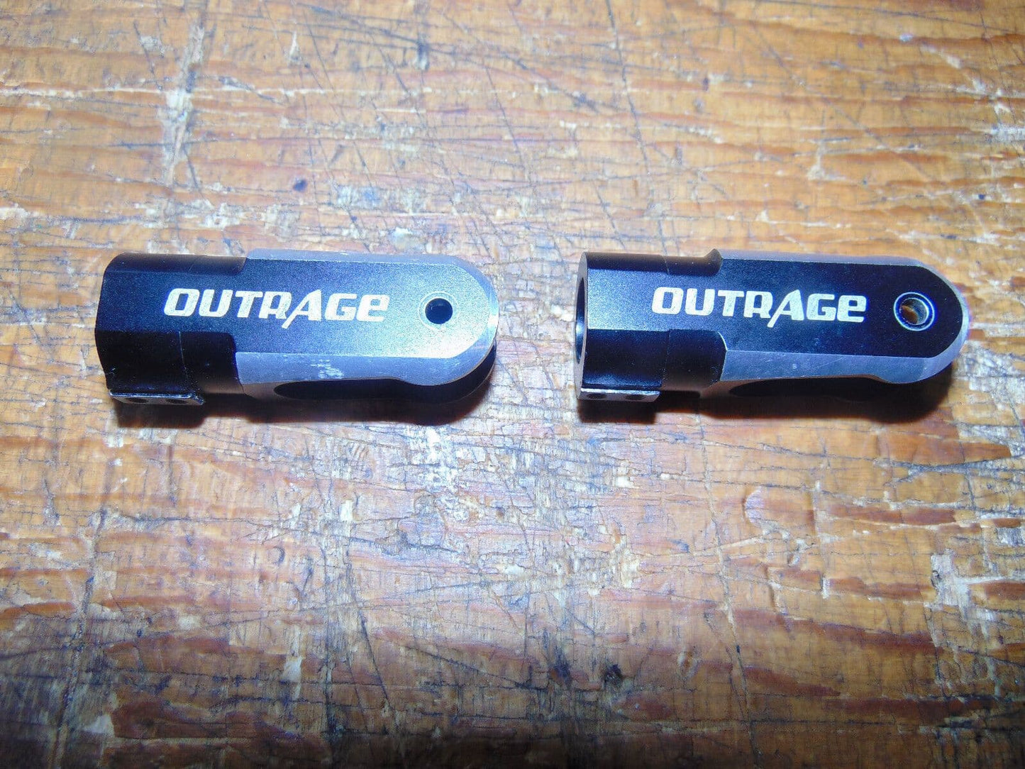 OUTRAGE VELOCITY 50 MAIN BLADE GRIPS