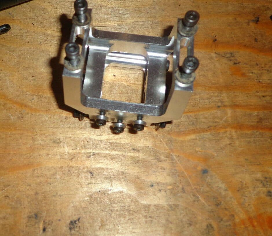 OUTRAGE VELOCITY 90 ONE PIECE ENGINE MOUNTING