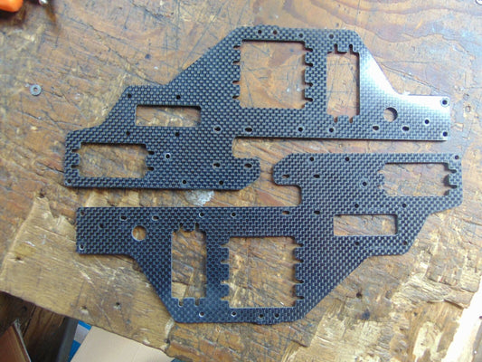 QUICK 30 PRO CARBON FIBRE UPPER MAIN FRAME SECTIONS