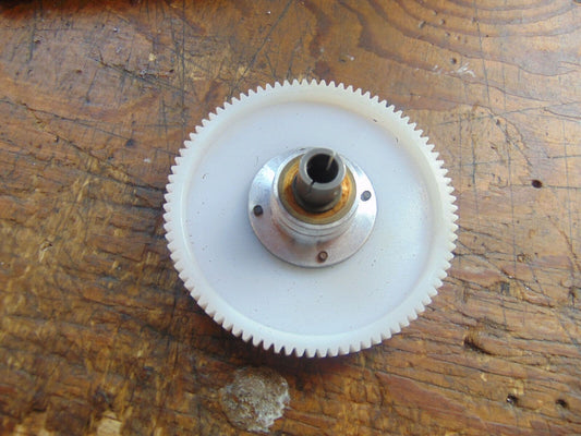 QUICK 30 PRO MAIN DRIVE GEAR C/W ONE-WAY BEARING