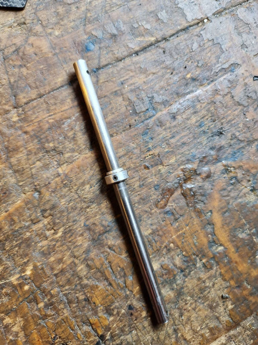 QUICKIE 15 MAIN ROTOR SHAFT & COLLET