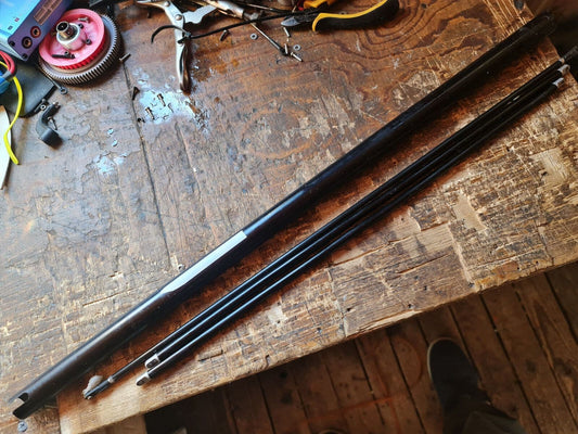 RAPTOR 30 TAIL BOOM C/W CARBON PITCH ROD & BLACK SUPPORTS