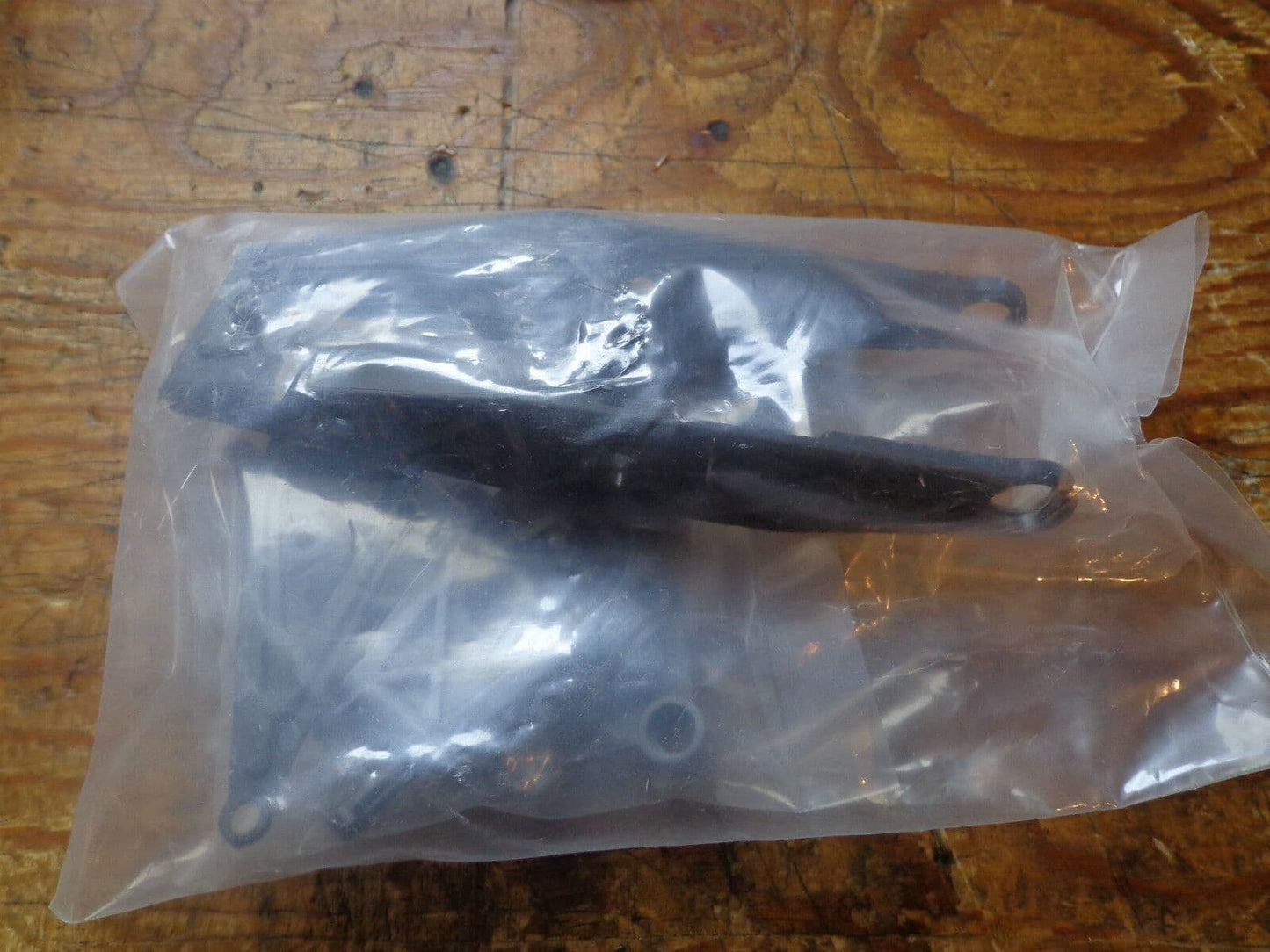 RAPTOR 60 / 90 ELEVATOR AILERON & PTICH CONTROL ARMS TAKEN FROM KIT  BNIB