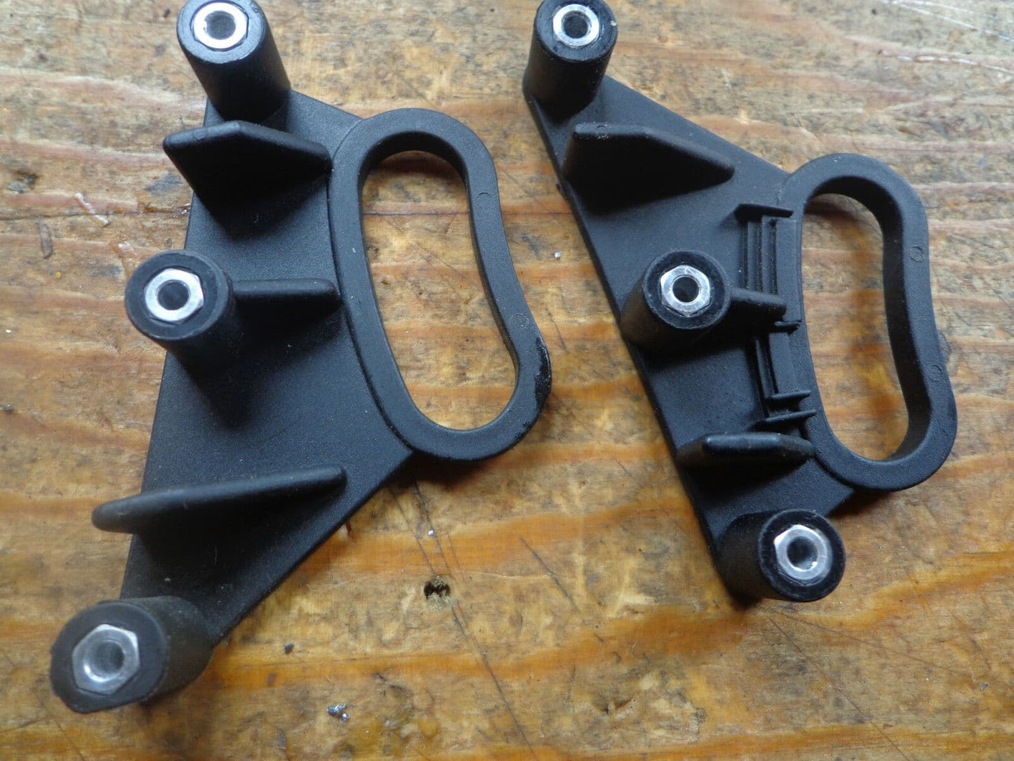 RAPTOR 60 / 90 PITCH CONTROL ARM GUIDES