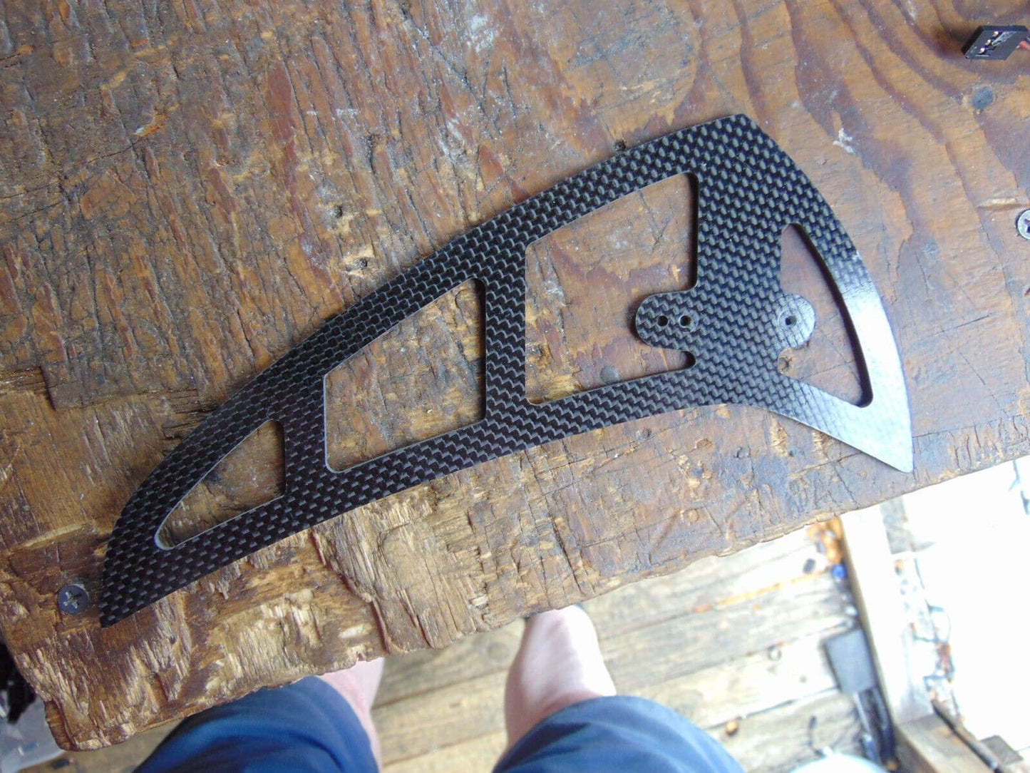 RAPTOR E700 CARBON FIBRE VERTICAL TAIL FIN