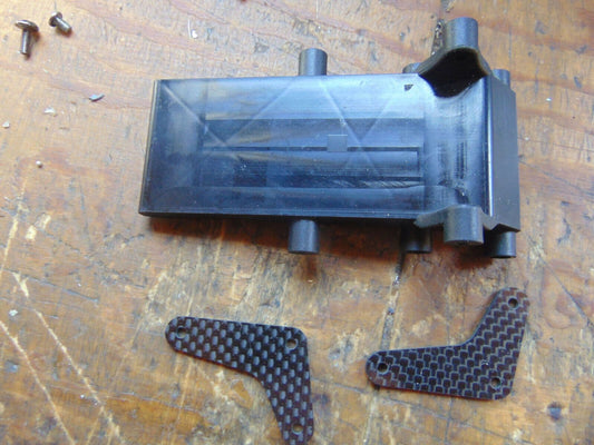 RAPTOR E700 RADIO & GYRO MOUNTING TRAYS & CARBON FIBRE BRACING