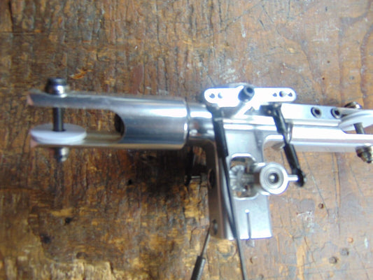 RJX XTREME 50 MAIN ROTORHEAD & FLYBAR SEESAW ASSEMBLY