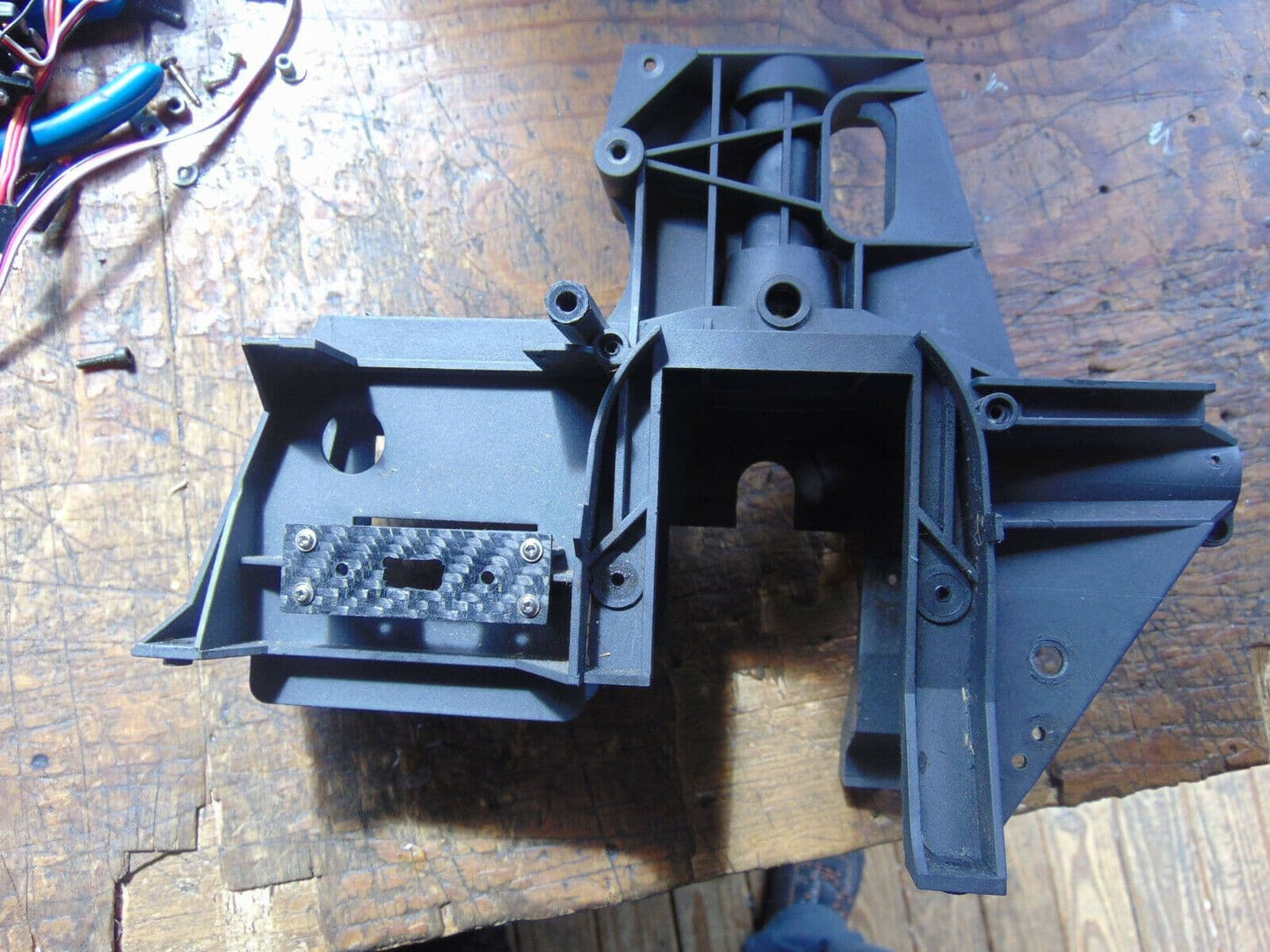 ROBBE CONQUEST UPPER MAIN FRAME