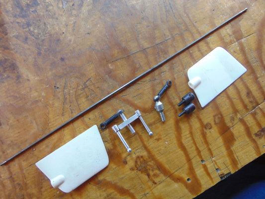 ROBBE EOLO FLYBAR ASSEMBLY C/W LINKS, CONTROLS & PADDLES