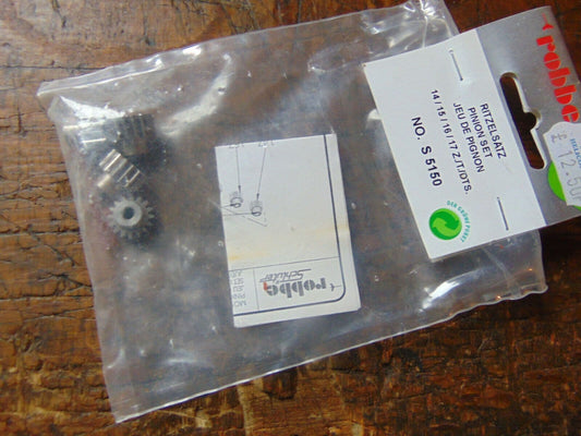 ROBBE EOLO PINION SET S5150  BNIB